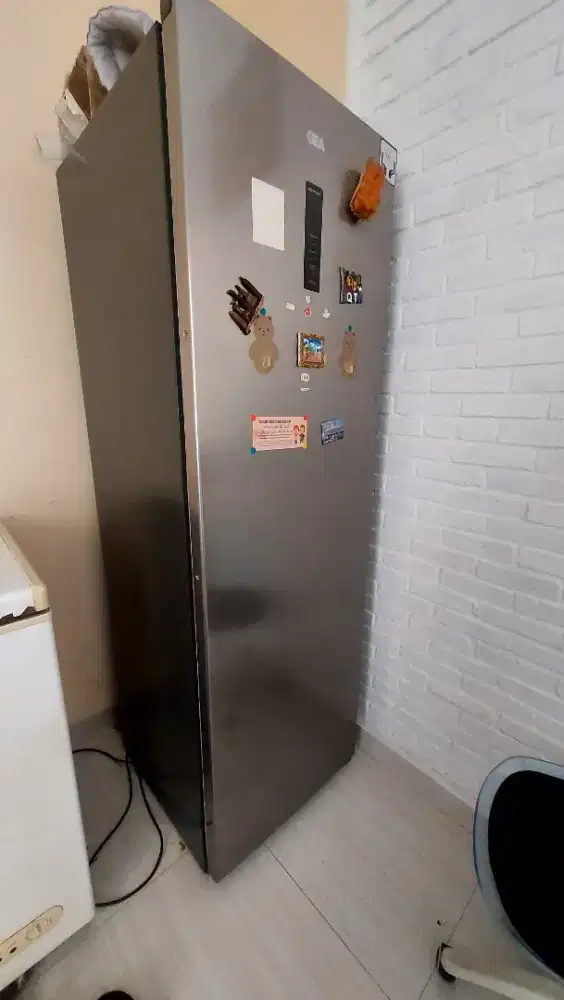 Freezer Berdiri GEA GF-24DC Mulus Dingin Juara Minus Handle Copot !