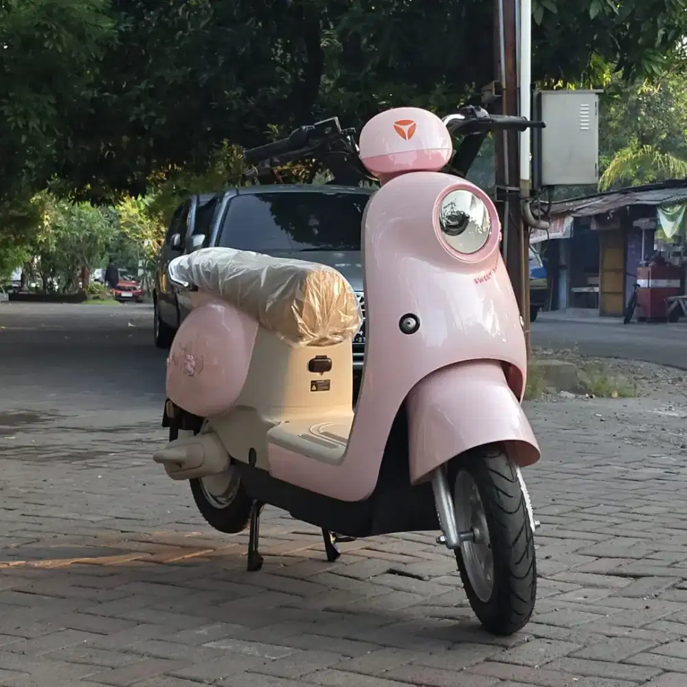 SEPEDA LISTRIK MODEL TERBARU CICILAN MURAH