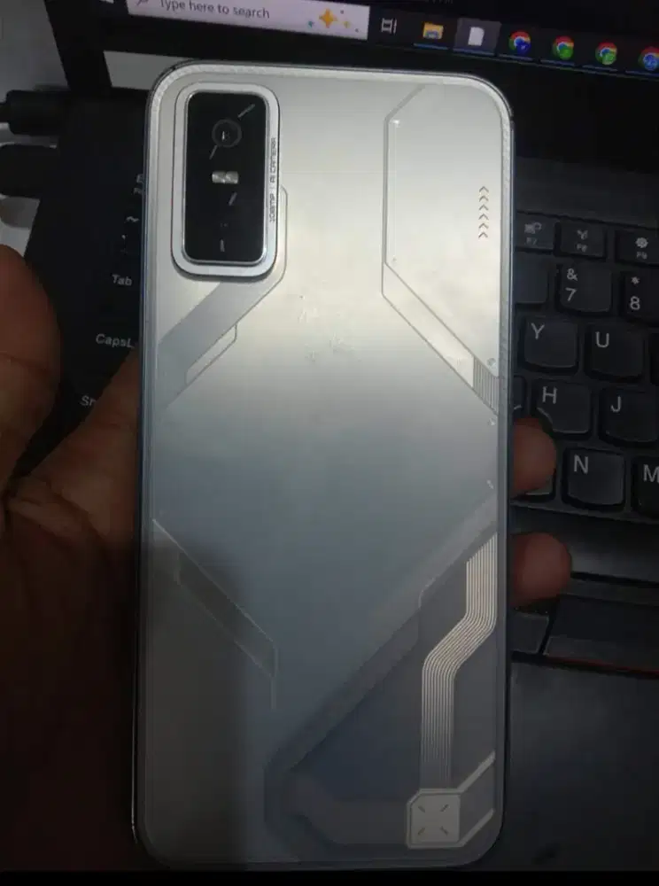 infinix gt 30 pro 8/ 256 white hape + charger