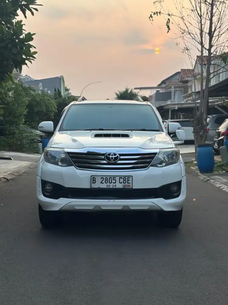 Toyota Fortuner Vnt trd diesel Thn 2013