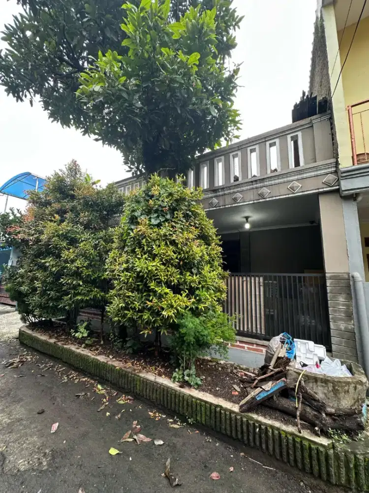 Dijual Cepat rumah bagus 1.5 lantai melong dkt borma Cijerah 500 JT an
