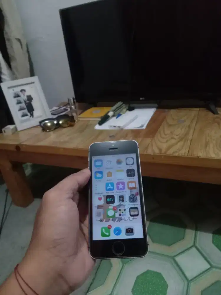 iPhone 5s 64gb minus