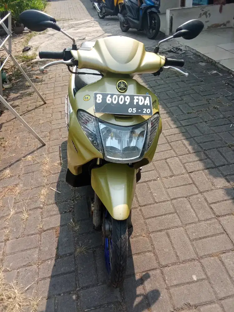Metic Yamaha Nouvo lele