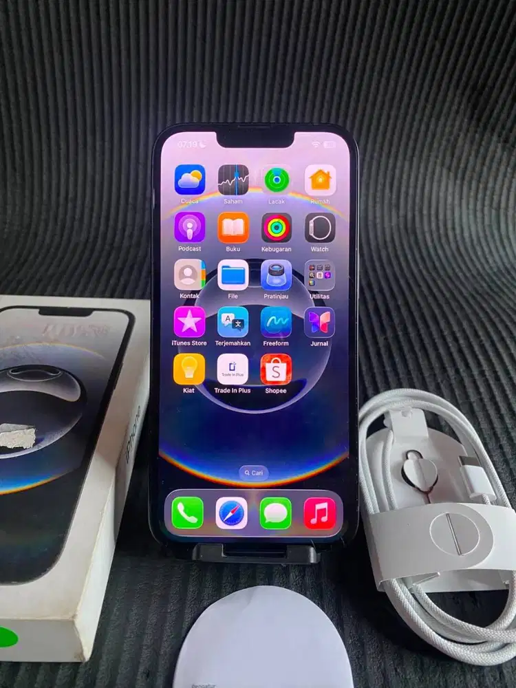 Iphone 16e 128gb resmi ibox fullset normal masih orian semua