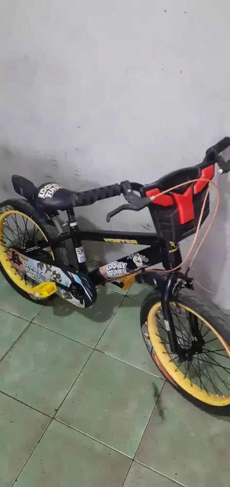 sepeda ank laki2 ukuran 18