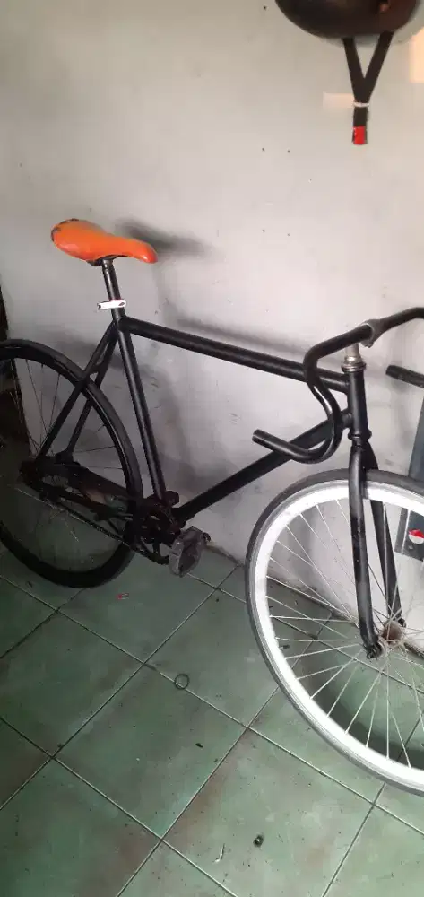 sepeda fixie 700c