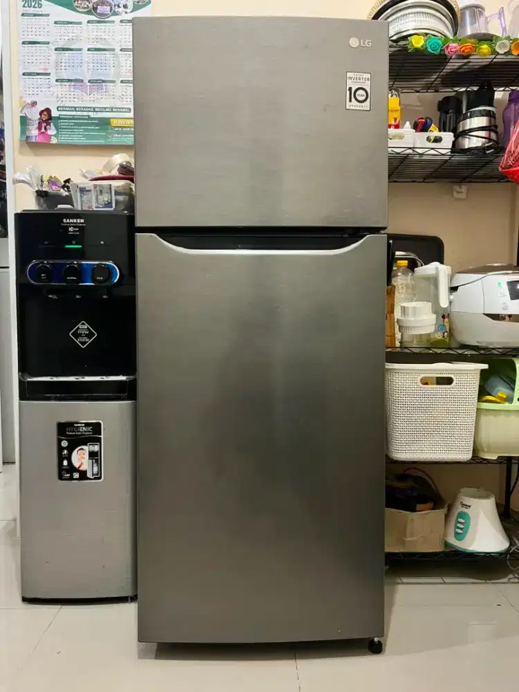 Kulkas LG inverter