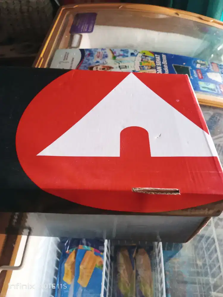 Sepatu masih baru Airwalk