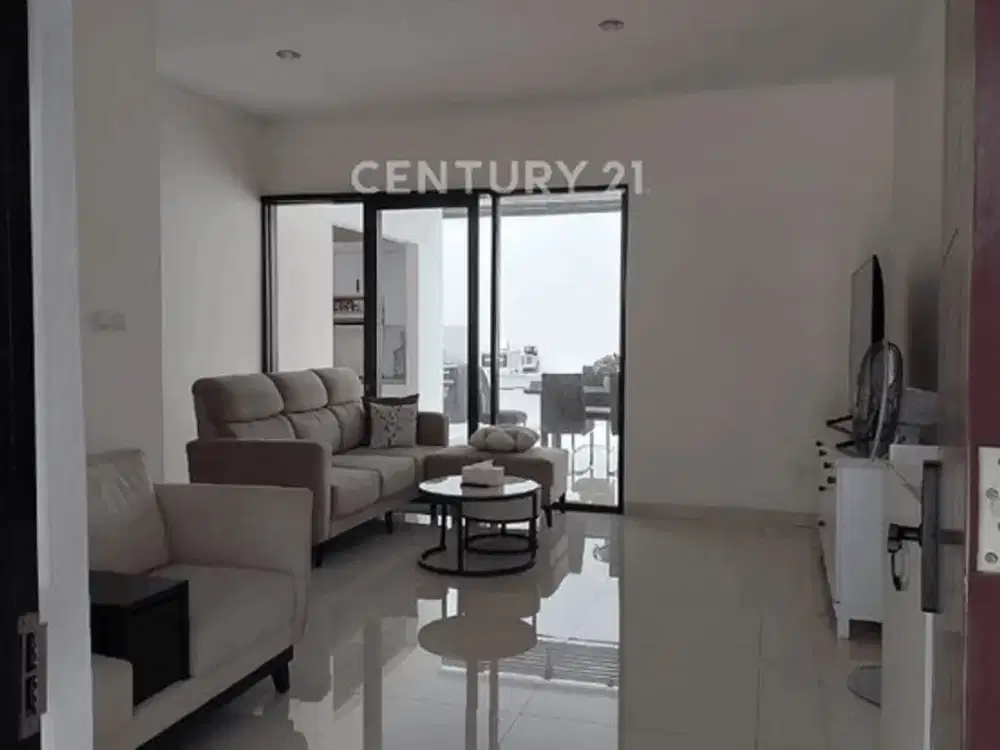 Rumah Luxury Di Taman Kopo Indah V Cluster Sherwood