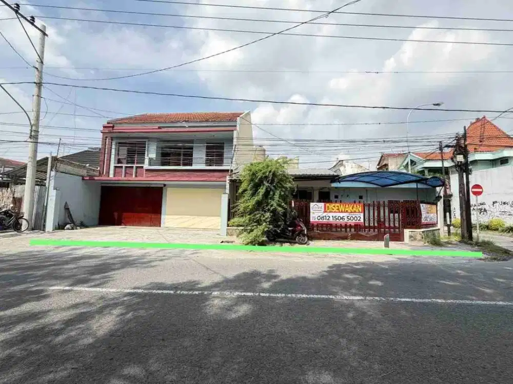 Ruko Plus Rumah Cocok Usaha Strategis Tengah Kota