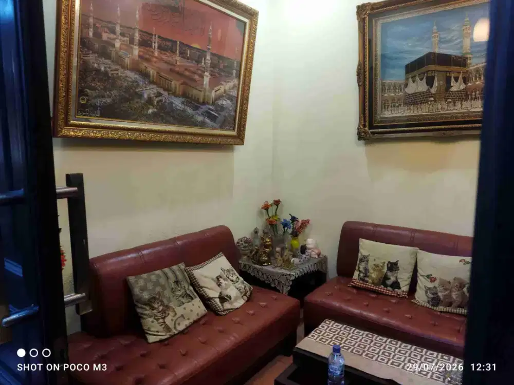 Rumah stategis mainroad Dipatiukur Bandung