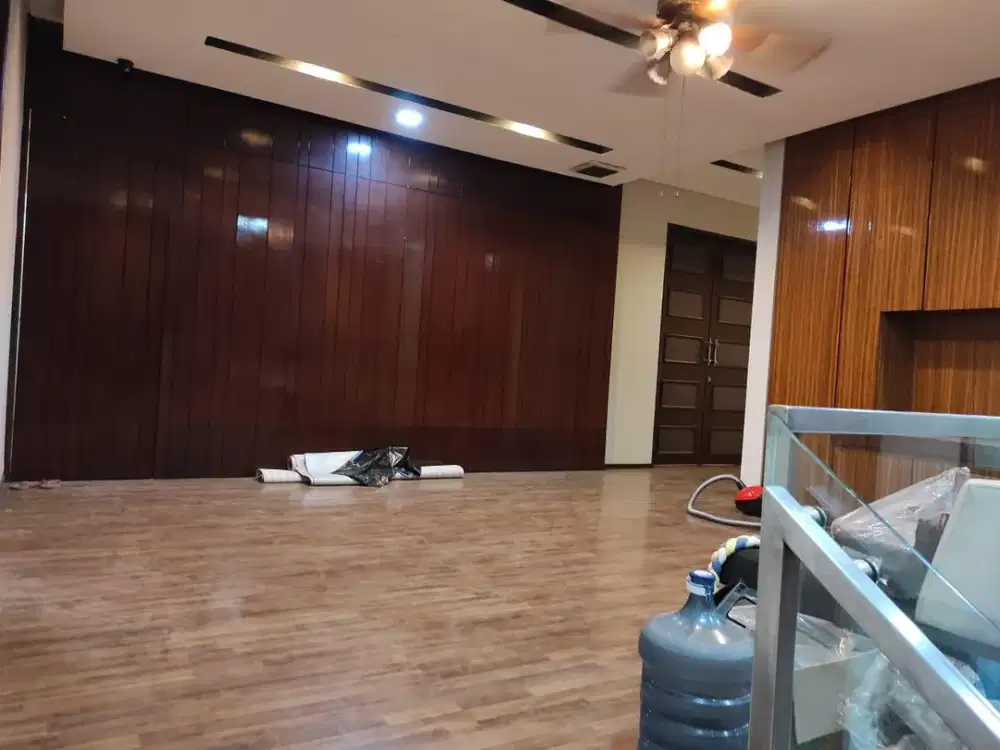 Dijual Rumah di Banjar wijaya (UMI435)
