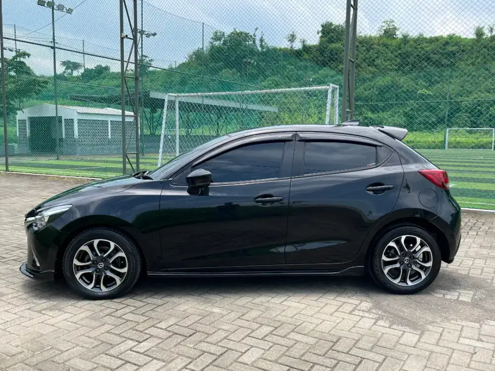 DP 1Jt‼️MAZDA2 R AT FULL VAR LOW KM 2019