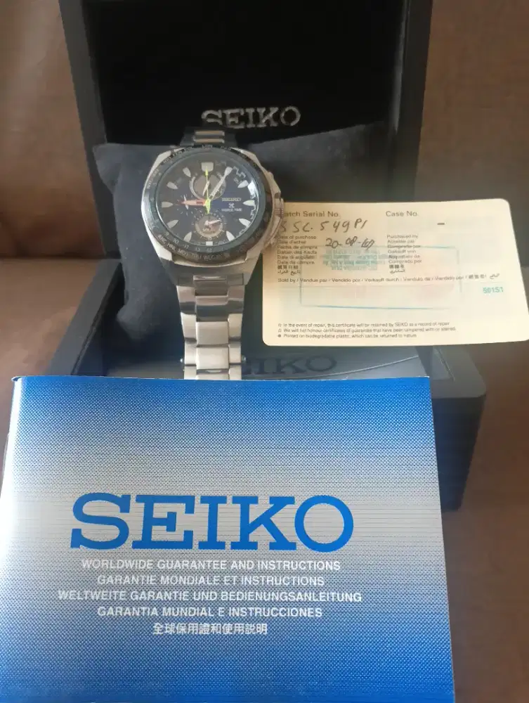 For sale - seiko solar world time edition.rare unit !