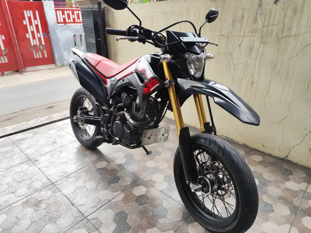 HONDA CRF 150L 2022 SUPERMOTO