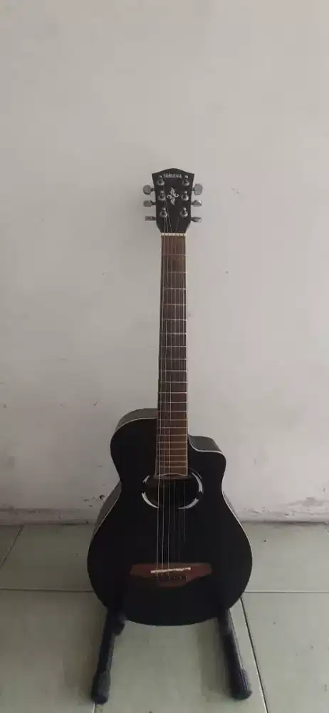 Gitar yamaha 3/4 akustik model APX T2 custom