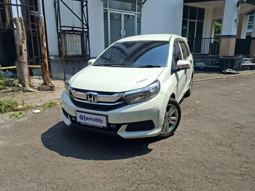 Pajak Panjang - Honda Mobilio 1.5 S Bensin MT 2023 Putih