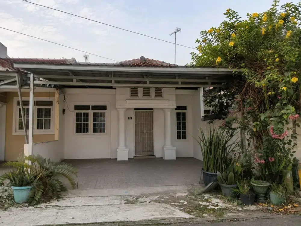Dijual Rumah Bagus Siaphuni SHM di Udayana Sentul City Ssr1147