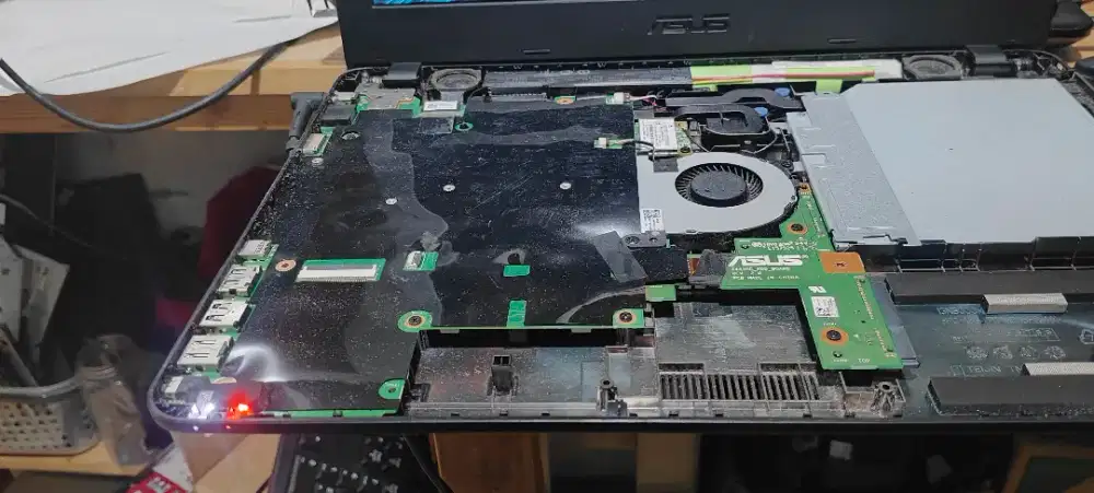 Main board laptop asus x441N RAM 4 GB