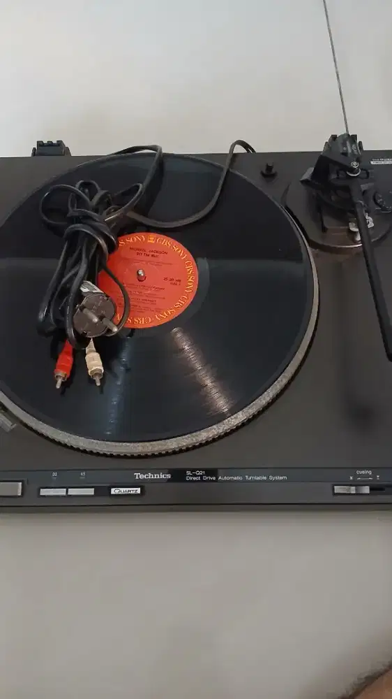 Piringan Hitam Turntable Technics SL-Q21 Rare Masih Bagus