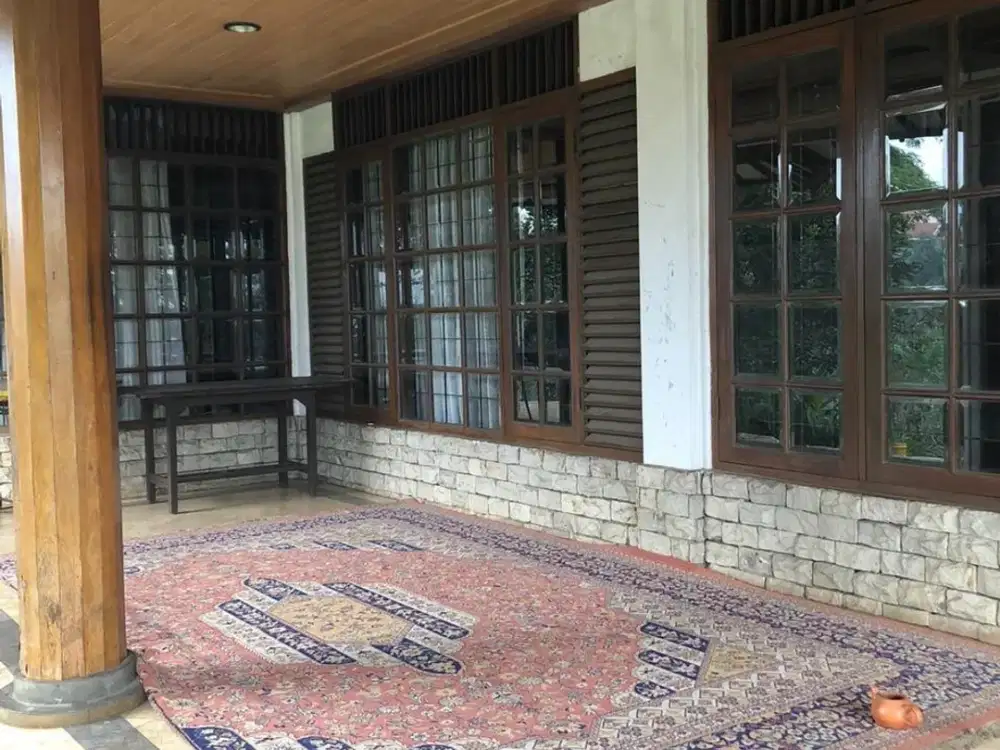 Villa Mewah Luas - Ciwaruga, Bandung