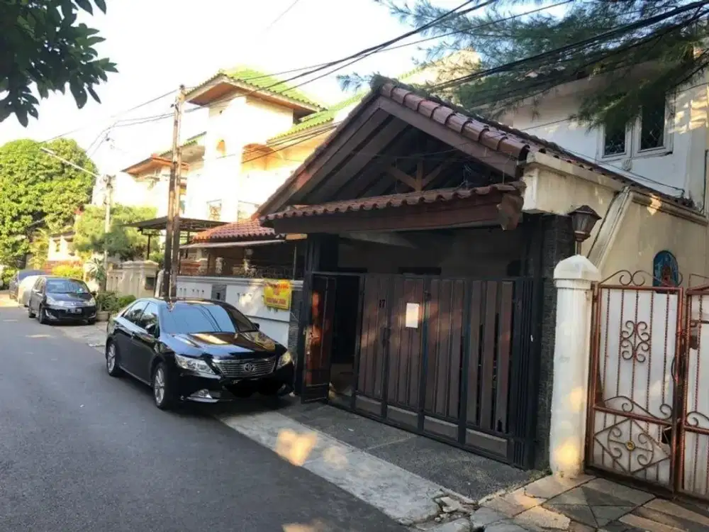Tebet barat, 335m, 2lantai, 4kamar tidur utama, negosiasi