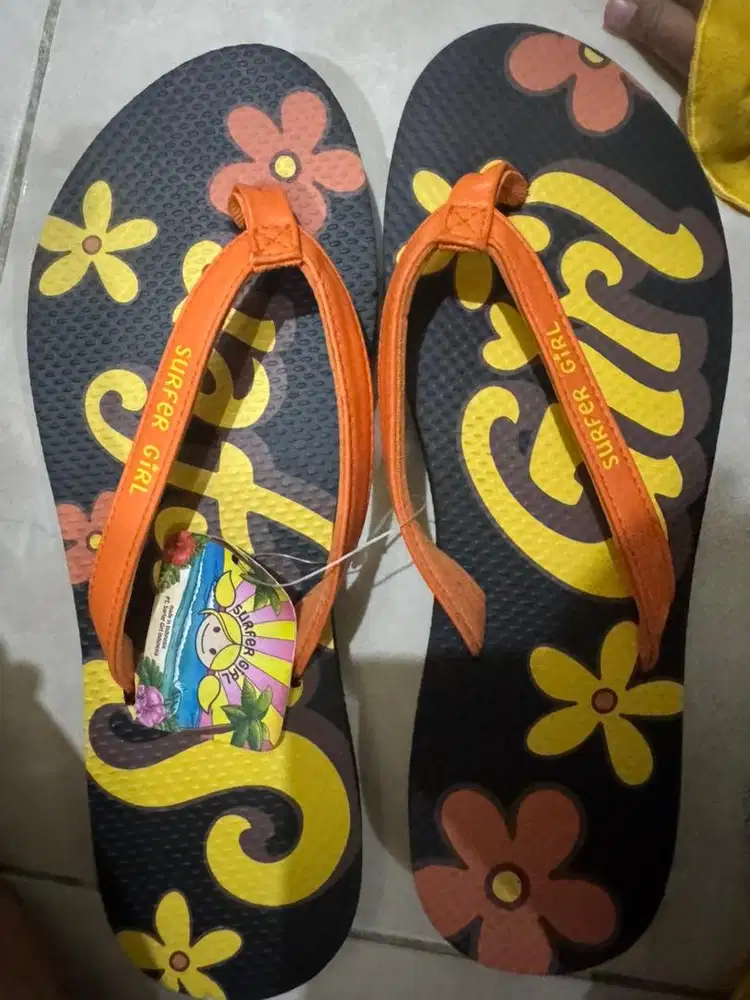 Sendal Surfer Girl