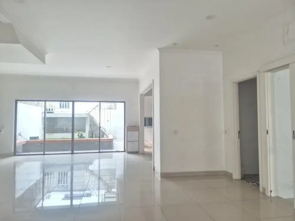 Rumah Jgc Badan Luas 217M2.