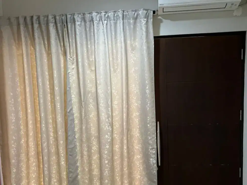 DIJUAL RUMAH GREEN LAKE CITY 2 LT 4 x 12  SEMI FURNISH (TIARA018)