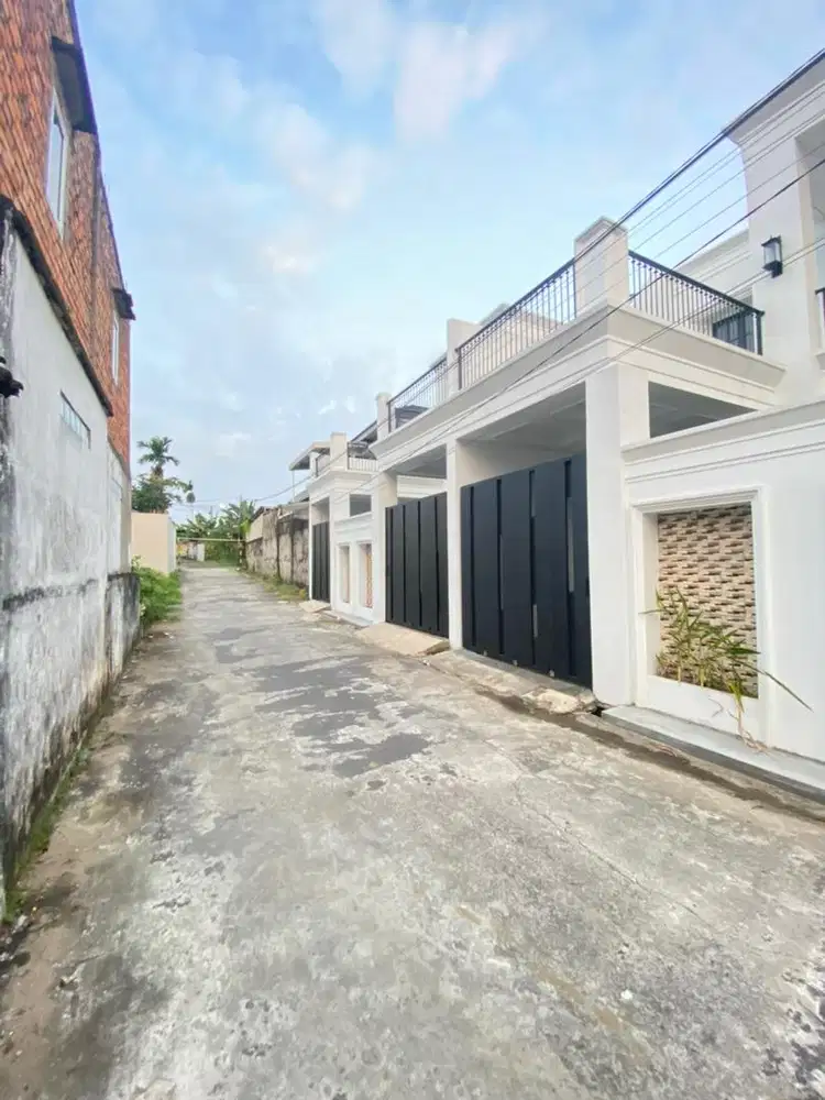 Dijual cepat rumah mewah di macan kumbang Demang Lebar Daun