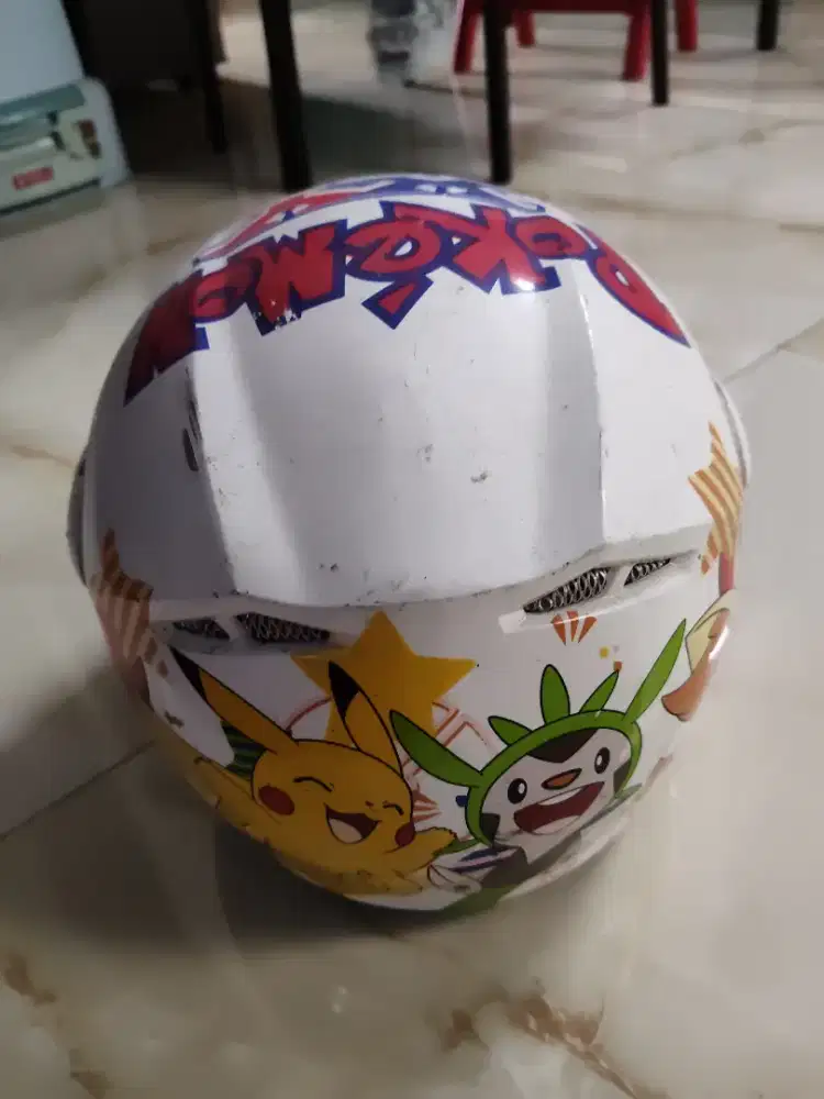 Helm anak merk GM