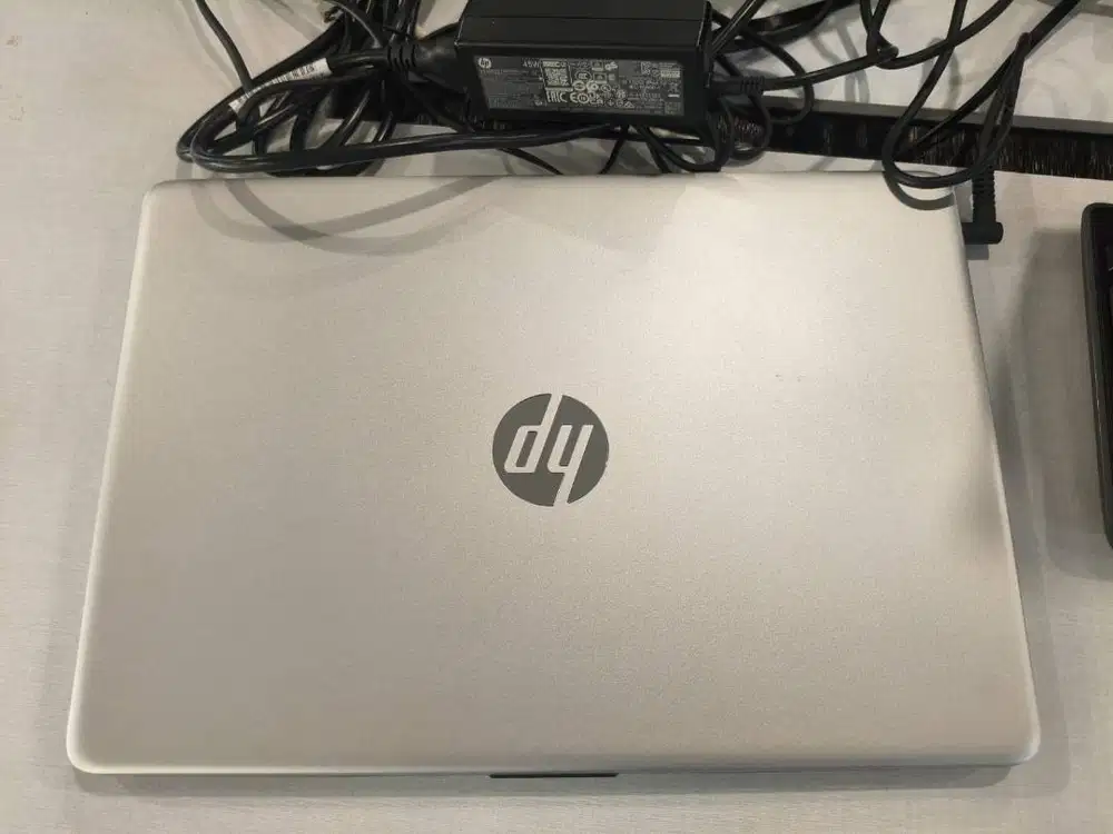 BORONGAN/SATUAN: HP 14s i5 Gen-12 RAM 8GB SSD 512GB Mulus Eks Kantor