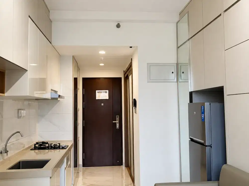 Apartemen Sky House BSD - Tower Leonie Type Studio Full Furnished dan View The Breeze
