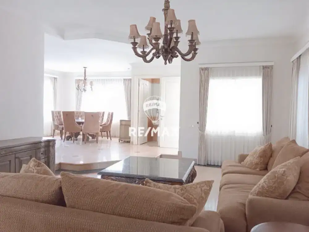 Disewakan Rumah Mewah View Golf Furnished Di Lippo Karawaci