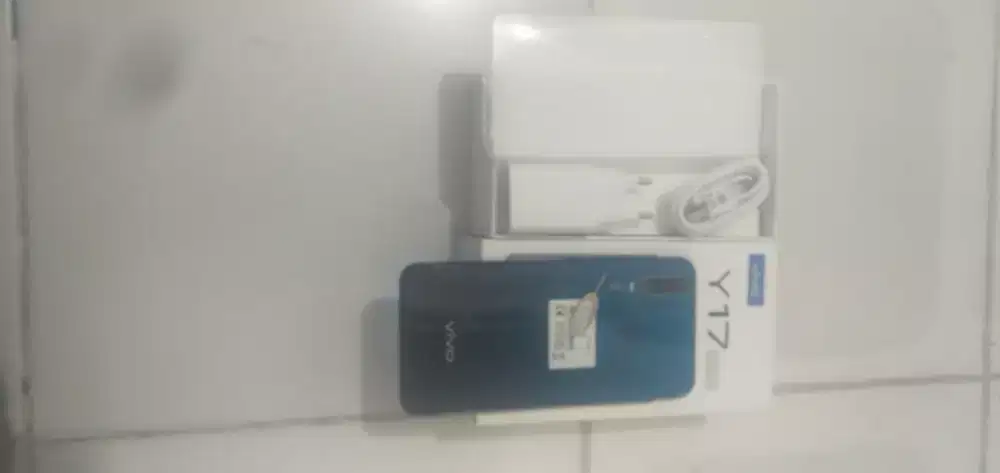 VIVO Y17 Ram 8GB fulset (warna biru)
