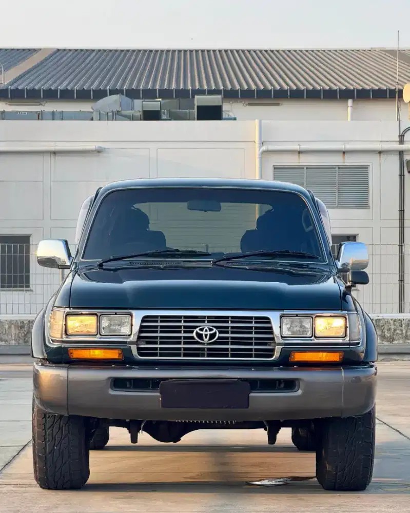 Land cruiser VX80 manual 1996 good condition