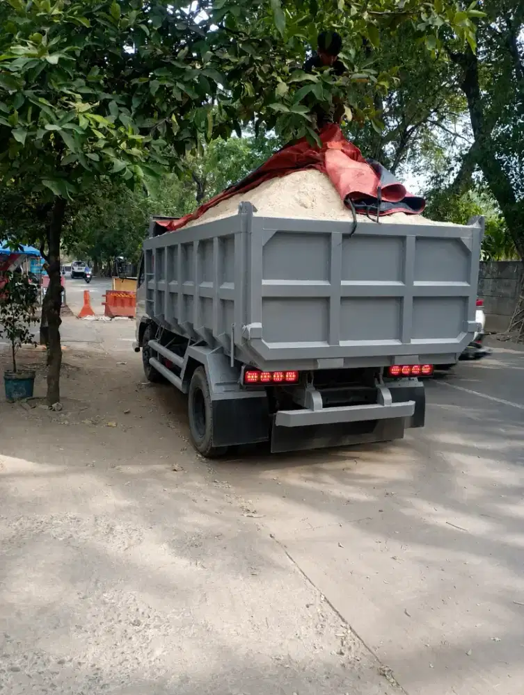 Pasir bangunan isi 7,5 kubik full padat