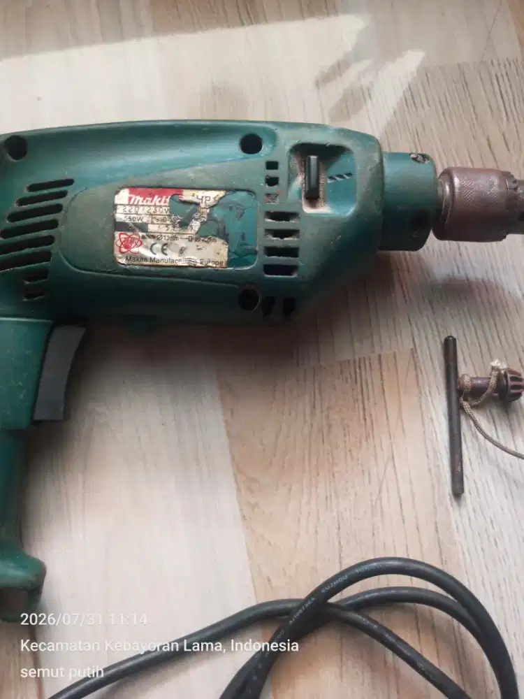 Dijual Bor Listrik + kunci Makita