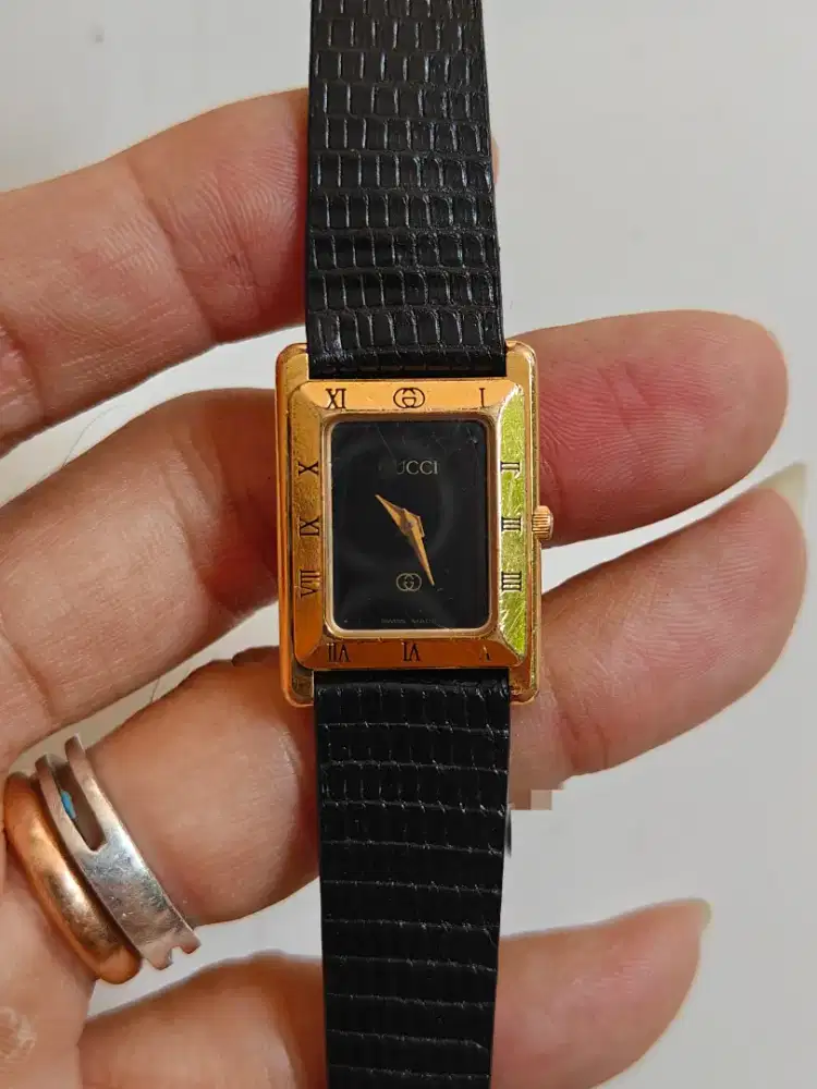 Jam wanita cucci 4200 FL original bekas bagus normal semua siap pakai
