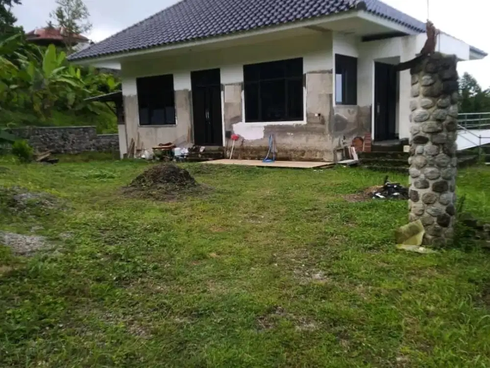 DIJUAL VILLA PUNCAK PRIGEN SUKOLILO PRIGEN PASURUAN RON.A3313