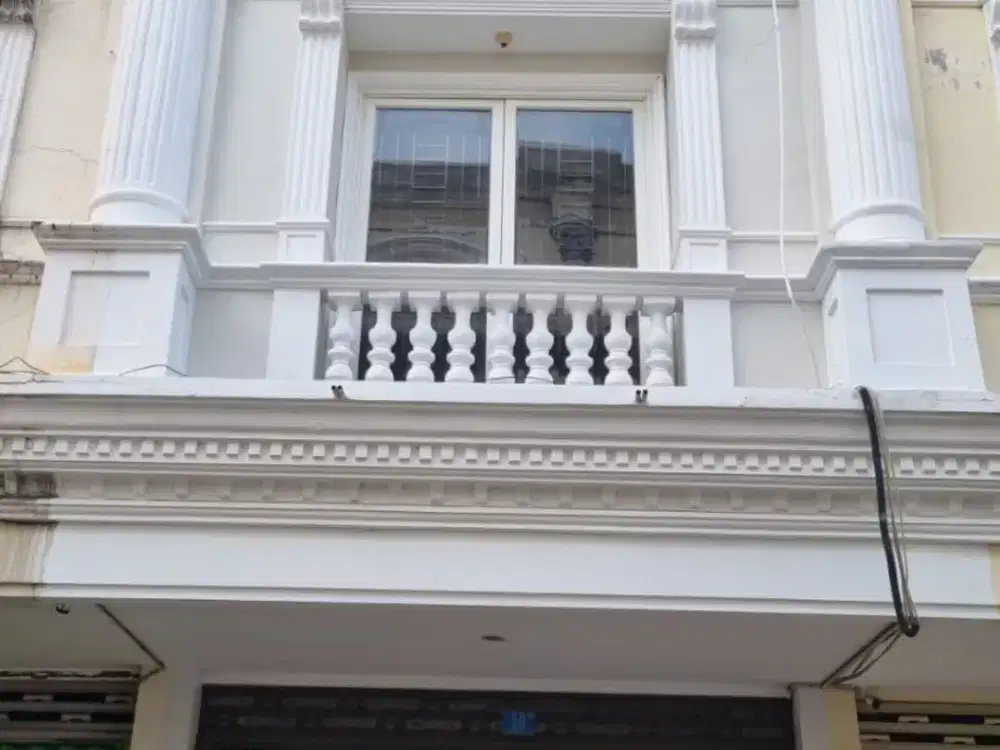 Dijual/Disewakan Ruko dengan lokasi terbaik