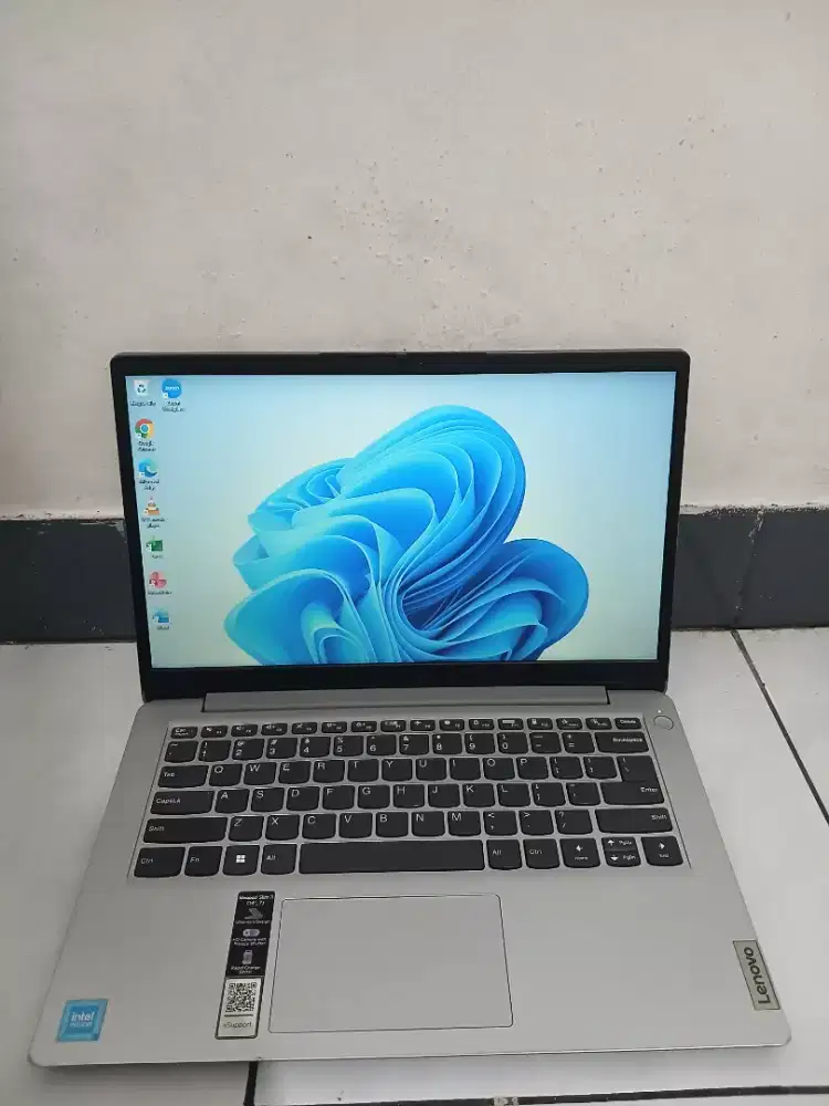 LENOVO IDEAPAD 1