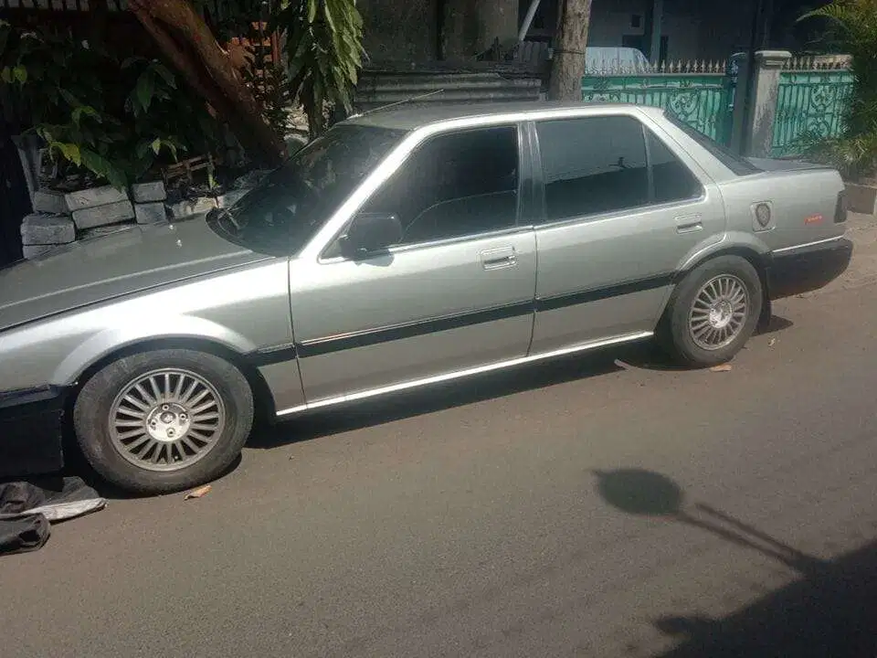 Honda Accord 1986 Bensin