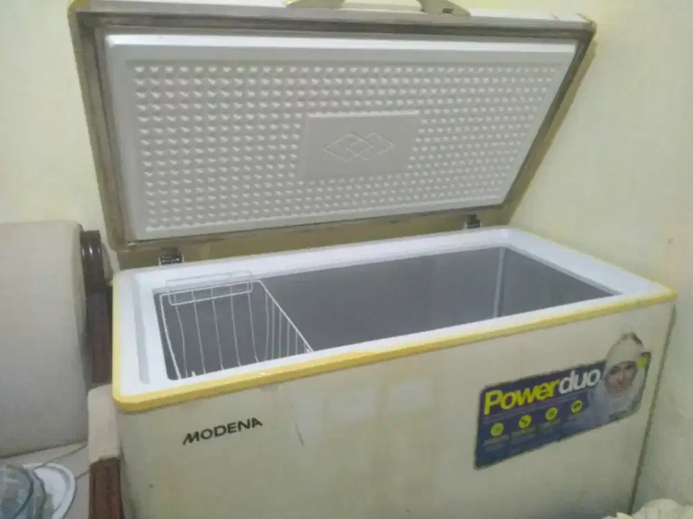 Jual frezzer merek modena