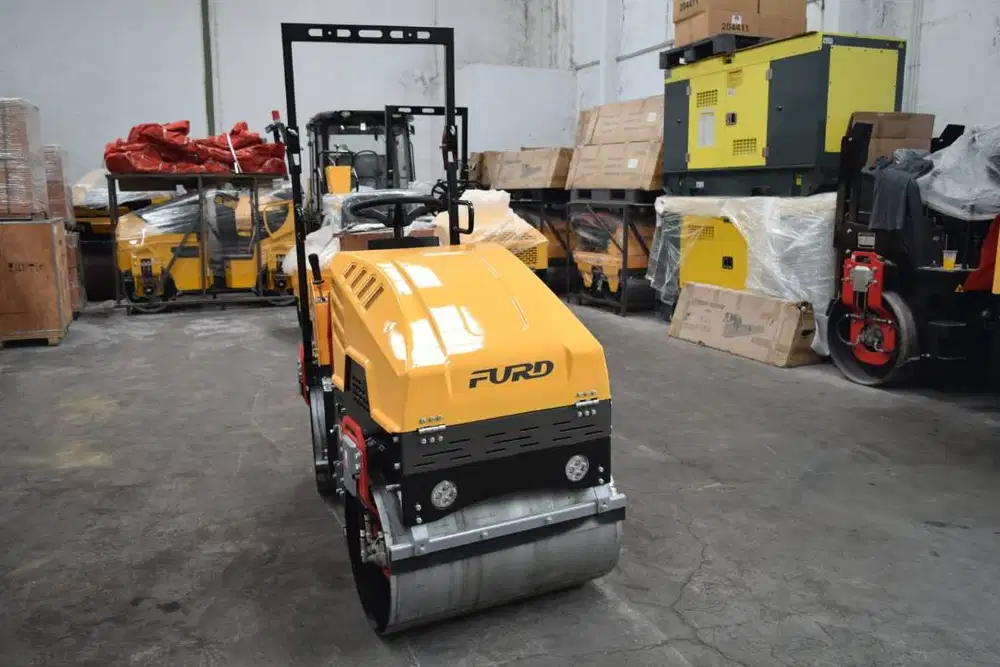 FURD Ride-On Roller FYL-880 | alat berat konstruksi