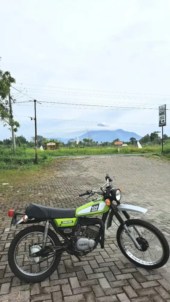 Yamaha trail vintage lawas jadul klasik enduro dt 100  2 stroke