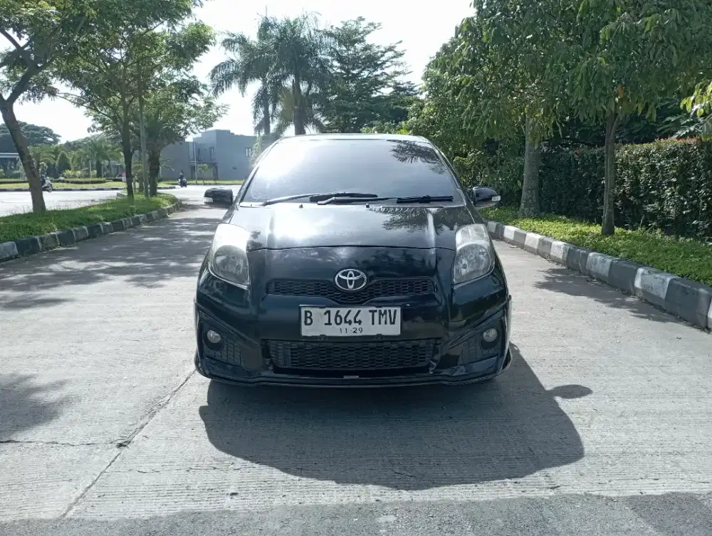Toyota yaris s manual DP 5 jt