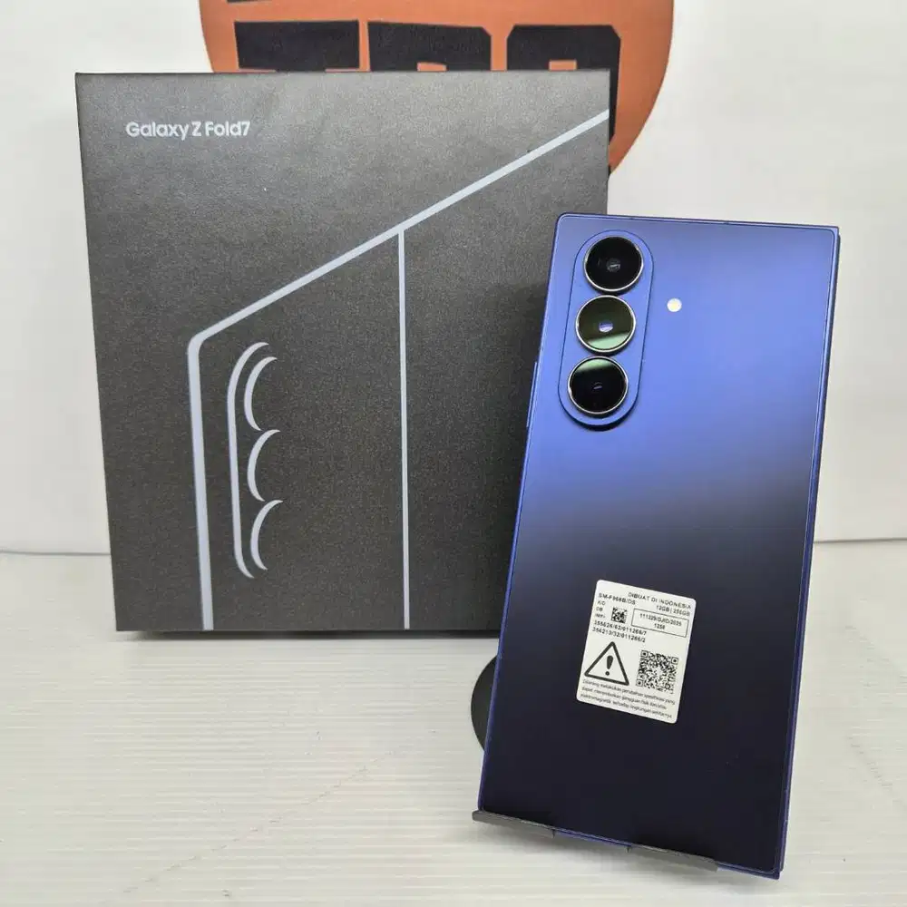 Samsung Galaxy Z Fold 7 12/256GB Resmi Second Garansi Indonesia FULLSE