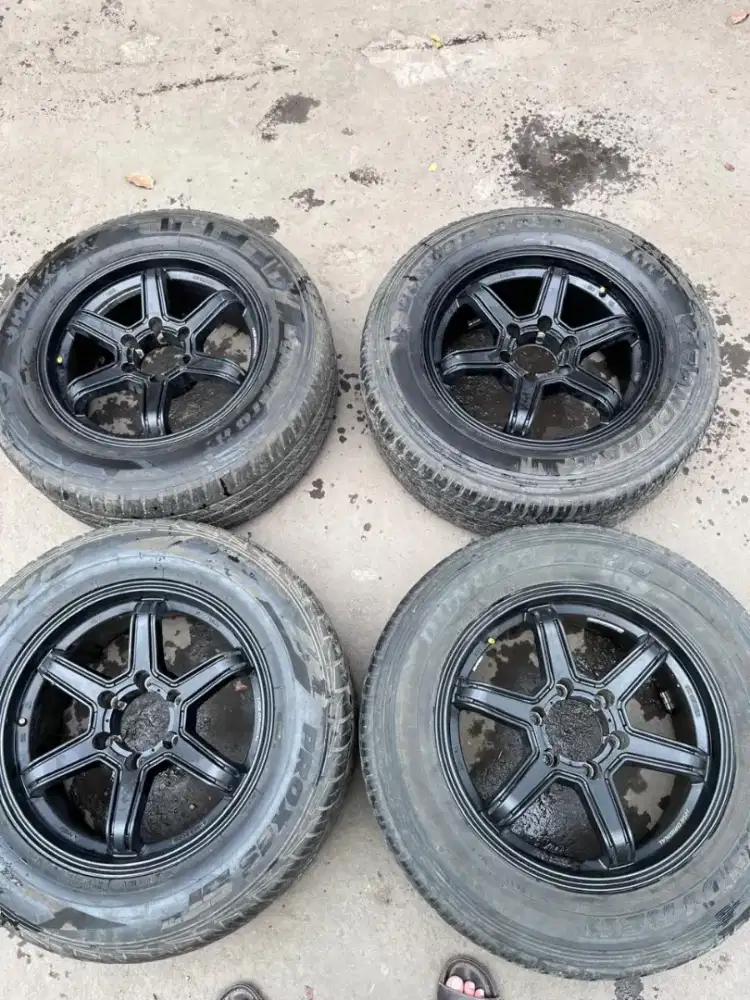 Velg hsr ring 18 pcd 6x139,7 ban 265/60 R18 Fortuner pajero