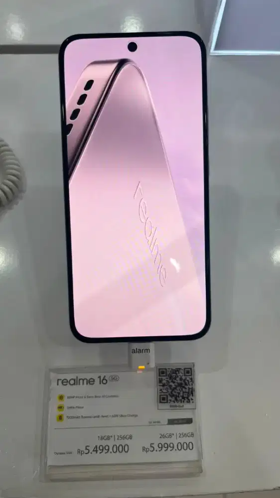 REALME.       16.
